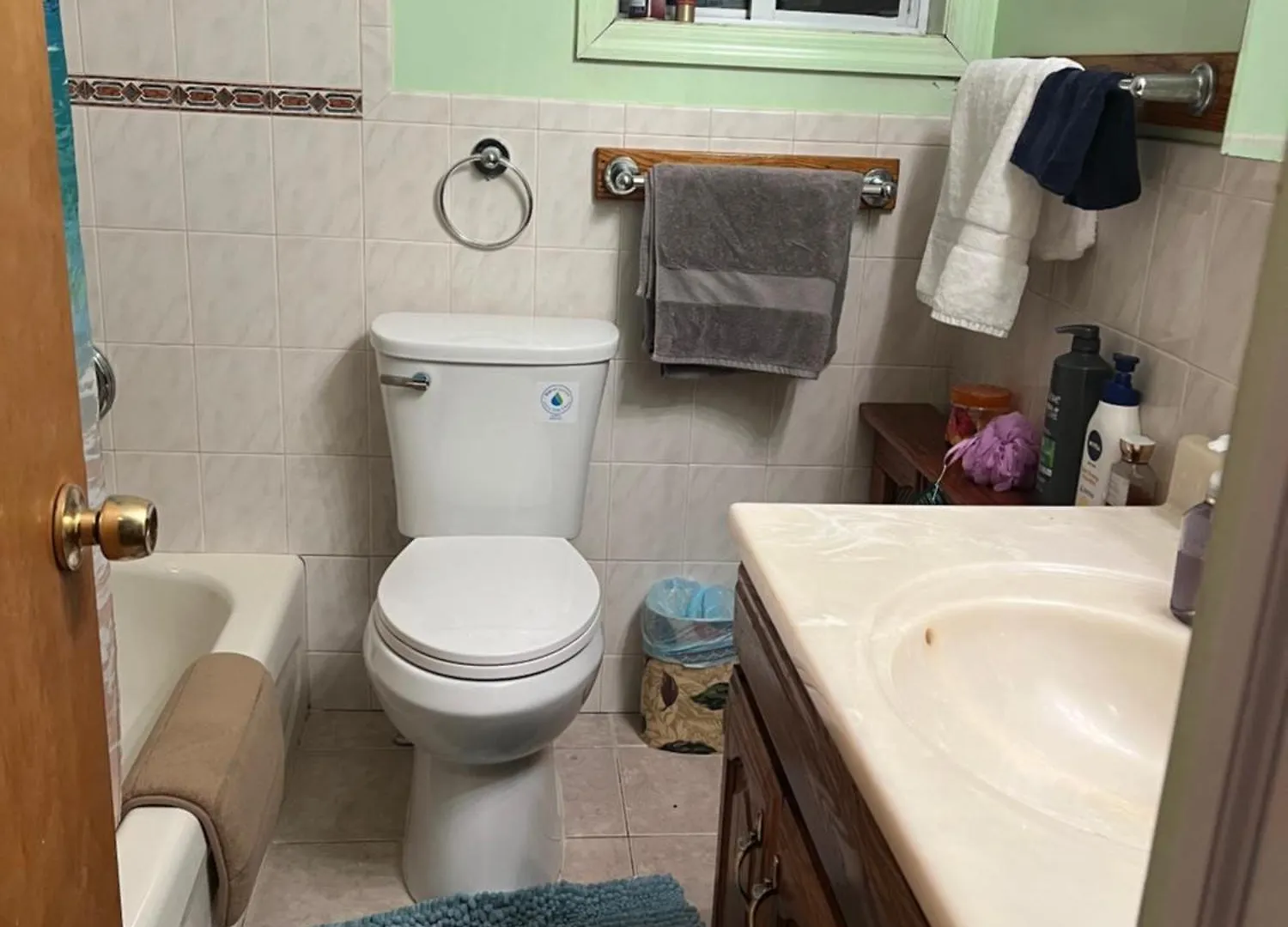 Private room West Babylon Homestay